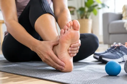 Pain in the Arch of the Foot Common Causes & Relief Tips